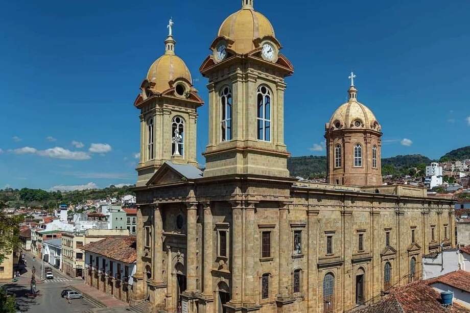 Anuncian cierre total de la Basílica Menor Nuestra Señora del Socorro por fallas estructurales