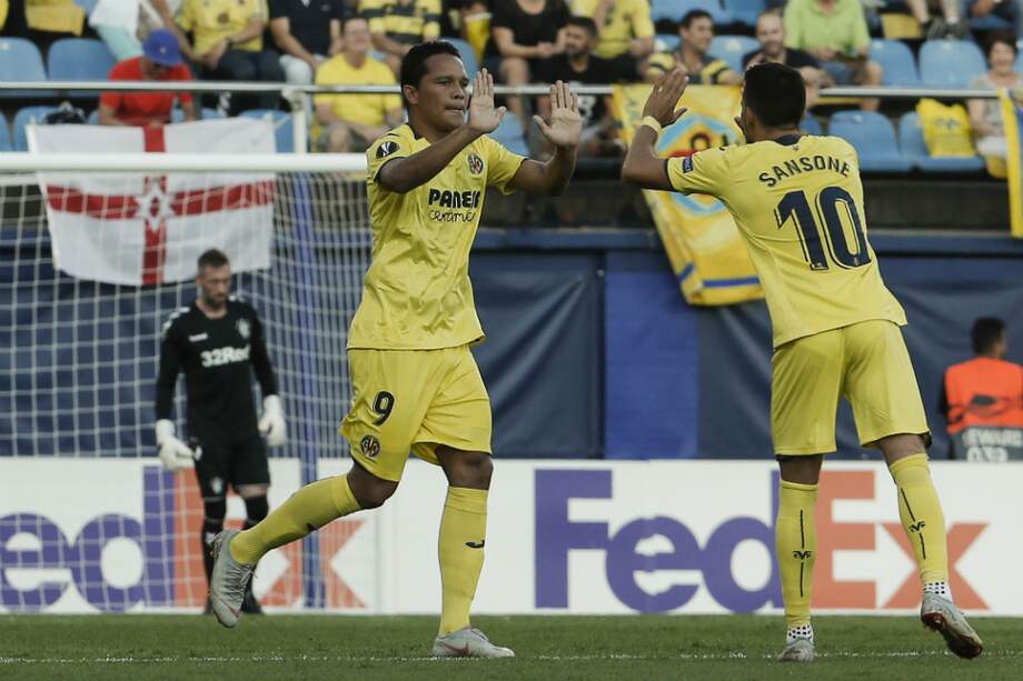 Carlos Bacca, delantero colombiano del Villareal de España. / AFP