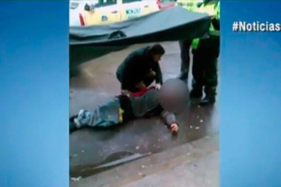 Joven se lanzó desde el tercer piso de la URI de Tunjuelito