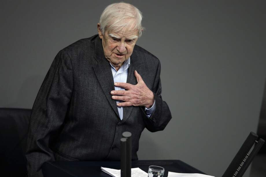 Escritor y guionista ruso Daniil Granin falleció a la edad de 98 años / EFE