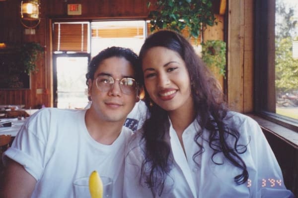 30 años sin Selena Quintanilla ¿A qué se dedica Chris Pérez, viudo de la cantante? | Revista Vea