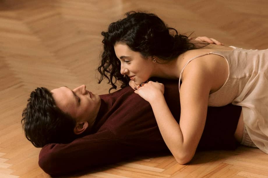 Nuestro cerebro funciona distinto cuando nos enamoramos: diferentes hormonas y neurotransmisores influyen en ello.