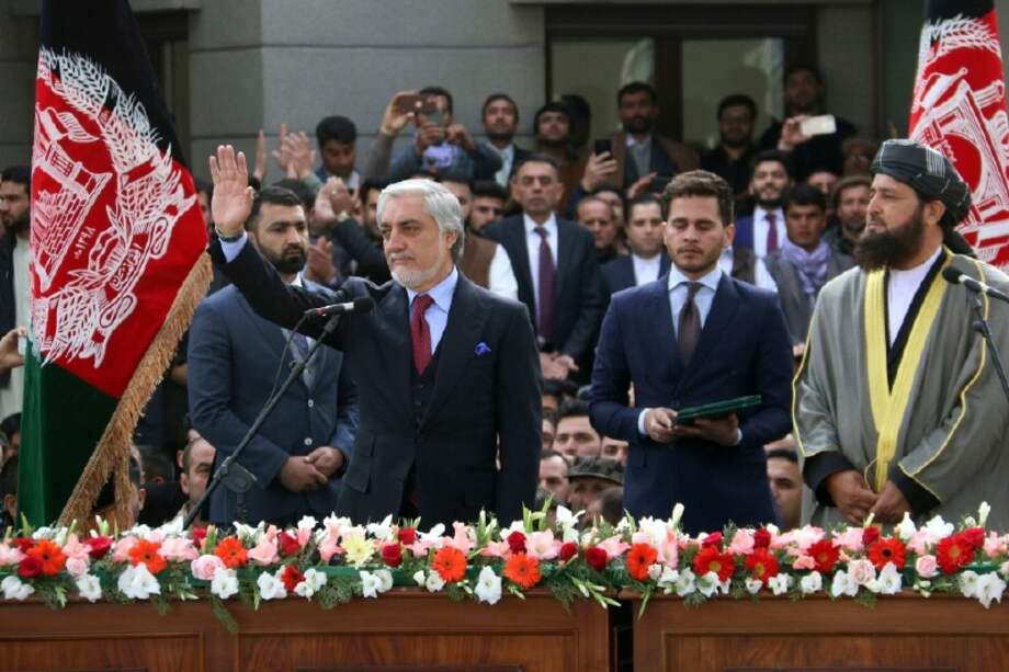 Abdullah Abdullah se posesionó como presidente de Afganistán el mismo día que su rival, Ashraf Ghani. / AP