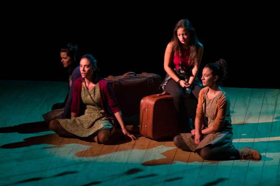 El montaje “El amor de las luciérnagas” aborda la importancia de saber dejar ir. / Camila Salamanca