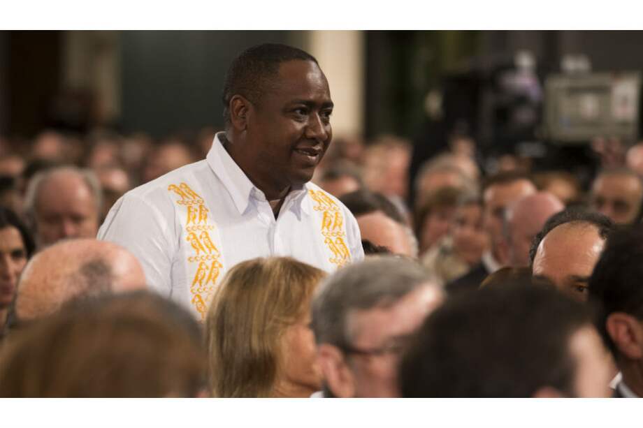Durante la ceremonia de entrega del Nobel de Paz, en Oslo, el presidente Juan Manuel Santos hizo un reconocimiento a la historia de víctimas como Leyner Palacios. / / AFP