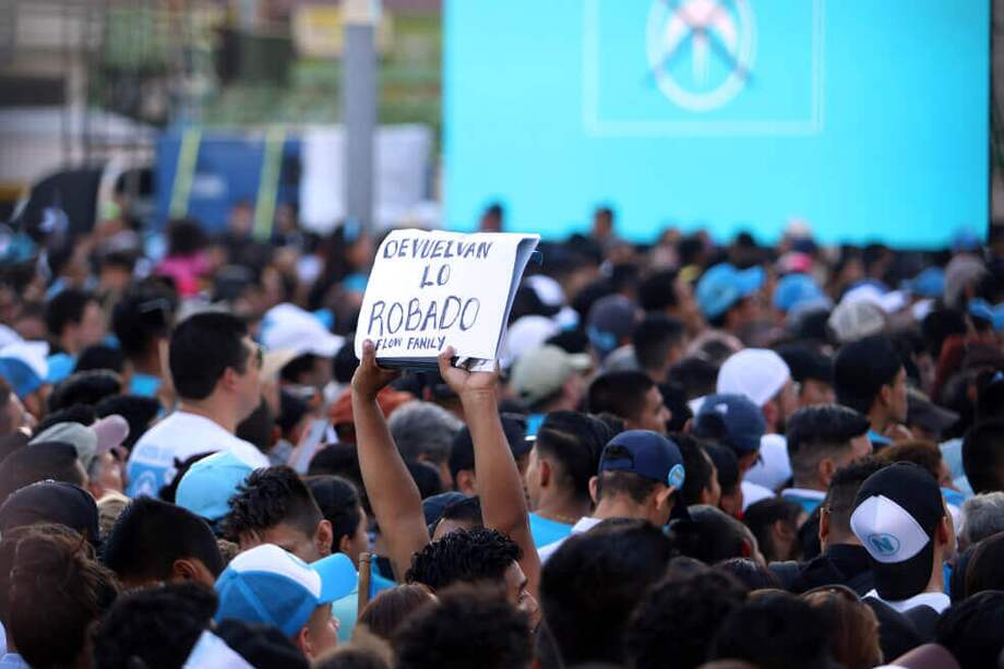 Los candidatos a la presidencia de El Salvador cerraron campaña el jueves. Este domingo se sabrá quién es el ganador. / EFE