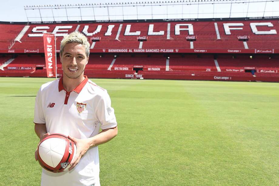 El francés podrá volver a jugar un partido de fútbol hasta el 1 de enero de 2019. / @SevillaFC