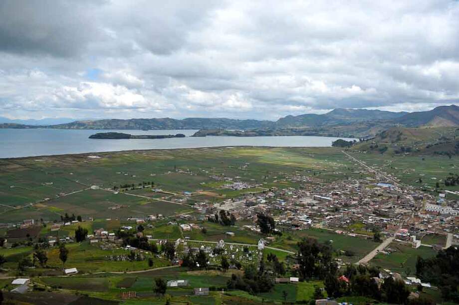 El lago de Tota, ubicado cerca de Aquitania, en Boyacá. / Andrés Torres