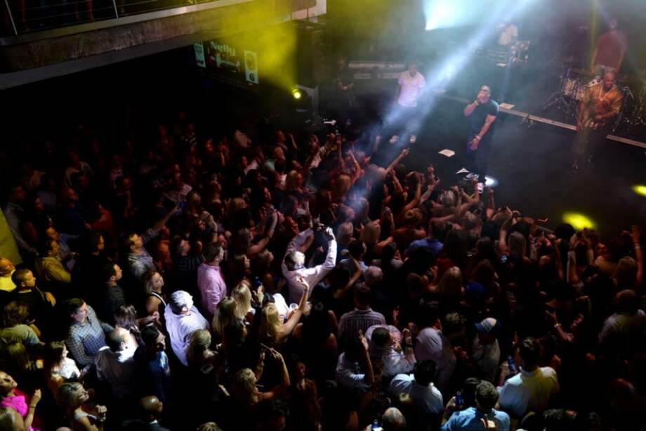 En jornada de rumba extendida hubo 258 riñas