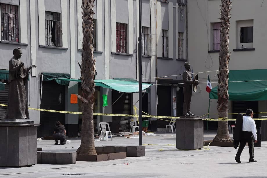 Así luce la Plaza Garibaldi un día después del asesinato de 4 personas a manos de hombres disfrazados de mariachis. / AFP