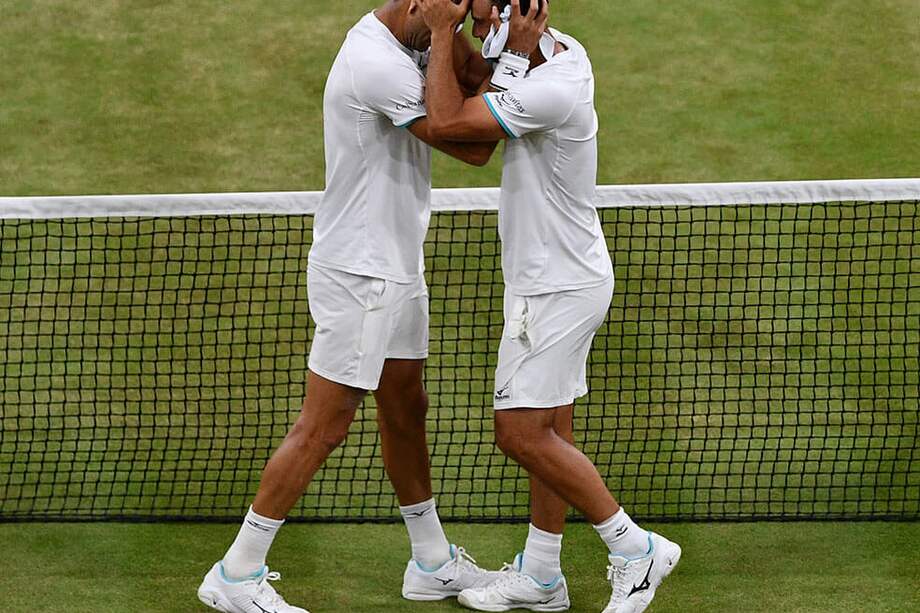 La pareja colombiana suma 11 victorias en final sobre césped.