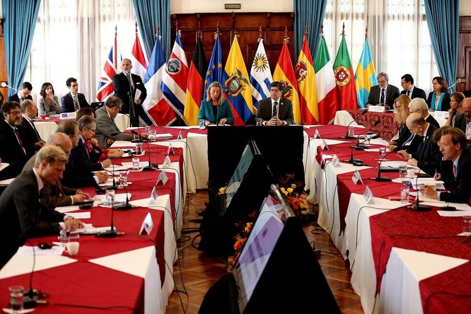 Vista general de los participantes de este jueves en la II Reunión del Grupo de Contacto sobre Venezuela en Quito (Ecuador). / EFE