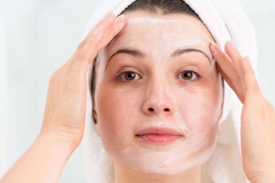 Mascarilla nocturna para despertar con un rostro renovado