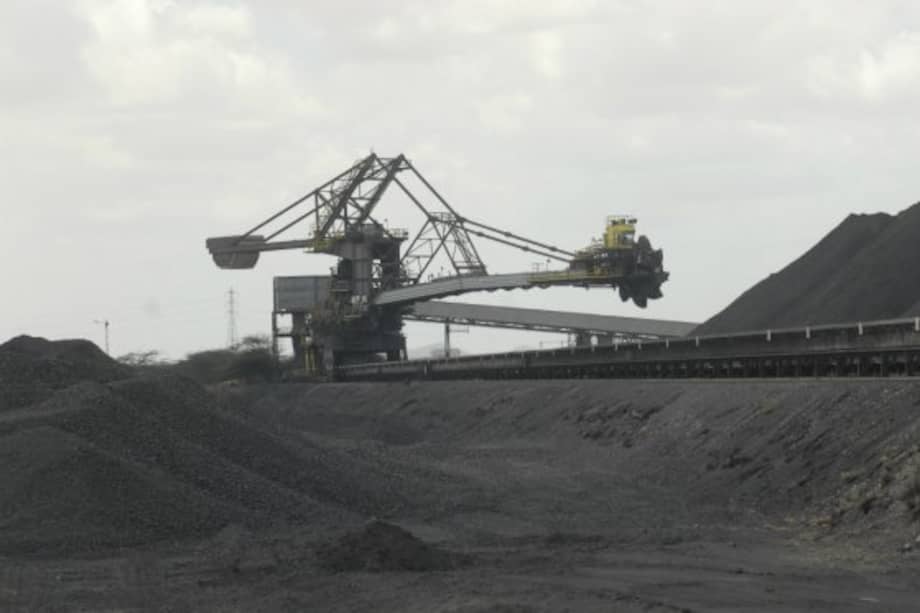 Ya es hora de que las comunidades tengan voz y voto en la definición de los proyectos extractivos que las afectan.