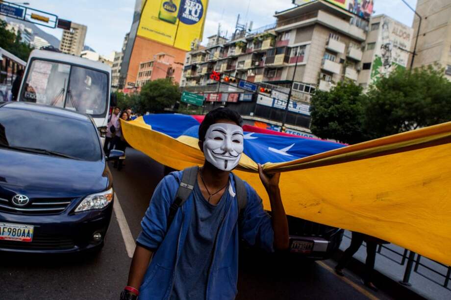 Venezolanos diseñan plan para hacer cumplir ley contra discriminación racial