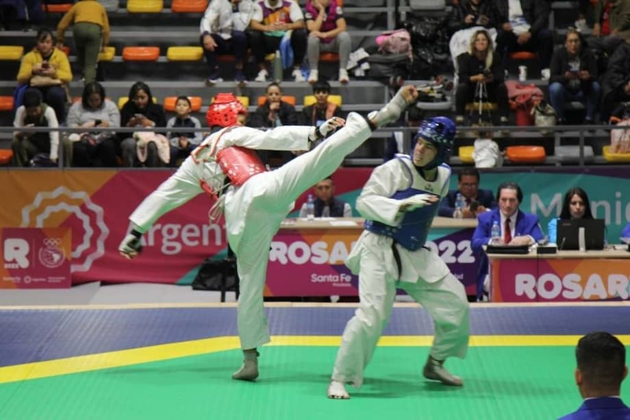 Colombia sumó dos medallas de plata y una de bronce en el inicio de las competiciones de Taekwondo en los Juegos Suramericanos de la Juventud Rosario 2022.