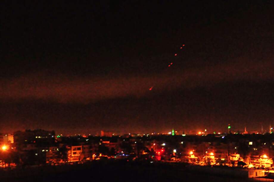 Los misiles impactaron puntos cercanos a Damasco. / AFP