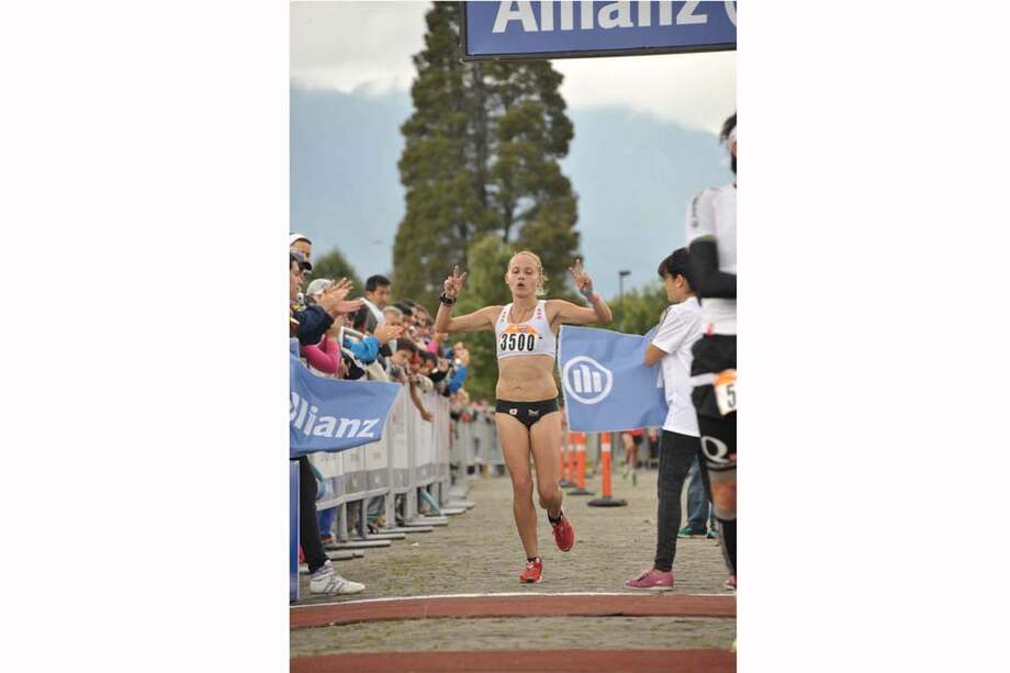 Carolina Tabares ganó recientemente la Carrera Allianz 15 K, en la capital de la República. /Cortesía Atletas con Porvenir