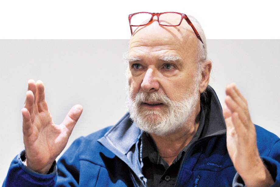 “Hay que hacer una auditoría ciudadana de la deuda externa”