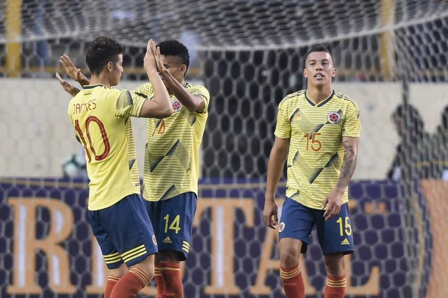 Mateus Uribe fue la gran figura del encuentre entre Colombia y Perú en Lima. / AFP