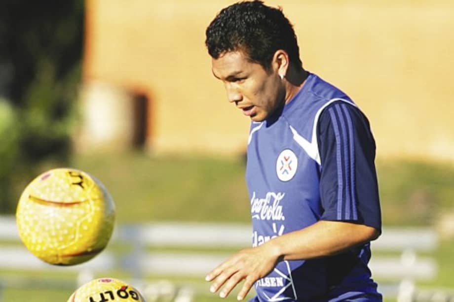 Salvador Cabañas presentó una denuncia para recuperar su dinero y sus bienes