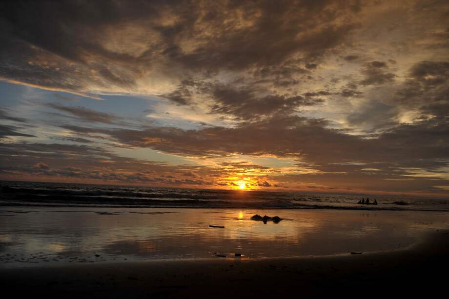 "El amor era el amor en cualquier tiempo y en cualquier parte, pero tanto más denso cuanto más cerca de la muerte": El amor en los tiempos del cólera.