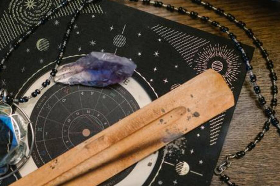 CAPRICORNIO: En su trabajo seguirá -no hay de otra- oponiéndose a la terquedad ¿Cómo se pueden negar los hechos que son evidencia plena y seguir defendiendo la falsedad de que todo está bien, nada se derrumba?