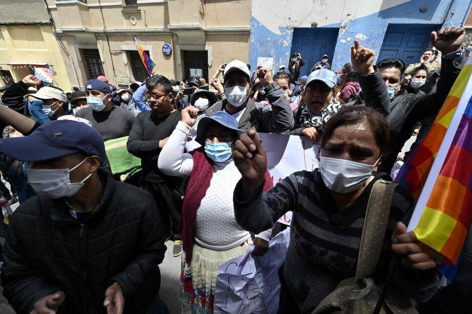 Comienzan las protestas en Bolivia, tras la detención de la expresidenta interina, Jeanine Áñez, para quien la Fiscalía pidió seis meses de detención.