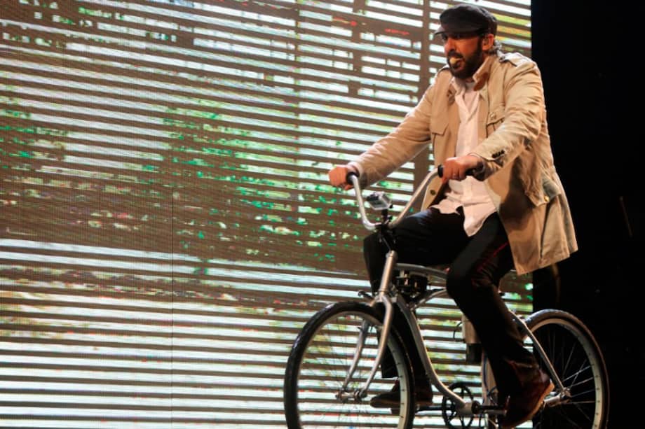 Juan Luis Guerra durante el concierto en Santo Domingo.