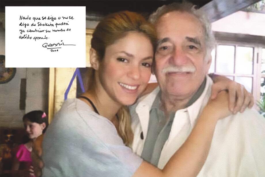 A propósito de los recientes éxitos de Shakira, entre las 27 mil imágenes digitalizadas desde 2015 por el Harry Ransom Center, en la Universidad de Austin, Texas, que componen el mayor archivo personal de la vida y obra de Gabriel García Márquez y que hacen parte de la exposición “La creación de un escritor global”, encontramos la última foto del Nobel con la artista barranquillera y el autógrafo que el escritor le dio en 2001 cuando la entrevistó para la revista Cambio. / Cortesía