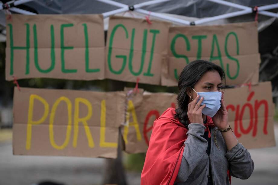 Una de las razones del paro virtual de maestros es la falta de garantías de bioseguridad para el regreso a clases.