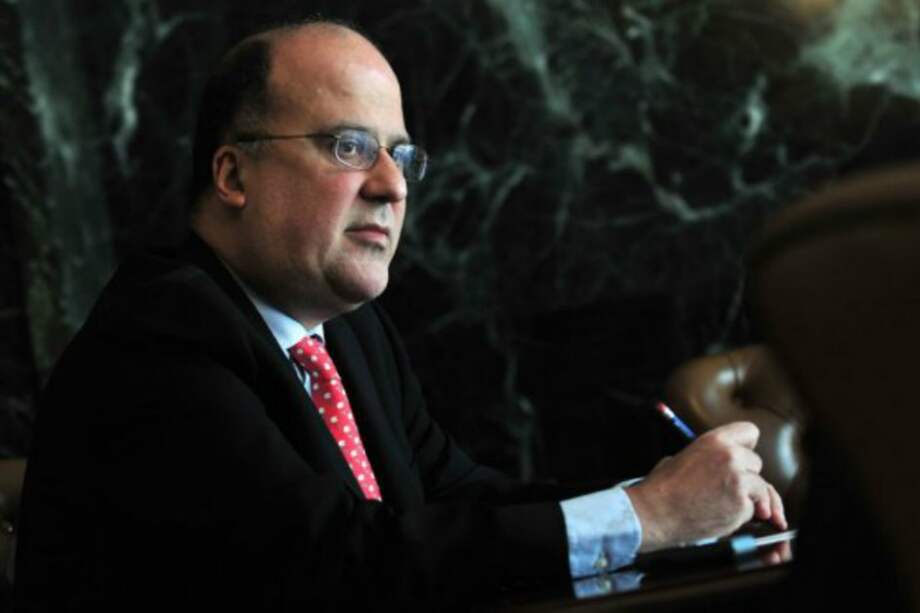 Banrepública reitera que economía de 2014 crecerá 5%