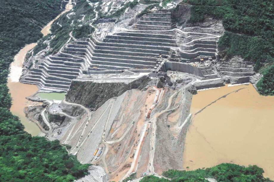 ¿Cambiará la forma de planear y ejecutar proyectos ambiciosos o se seguirá promoviendo la idea de que lo ocurrido fue inevitable y que no se hizo nada mal? Foto: AFP