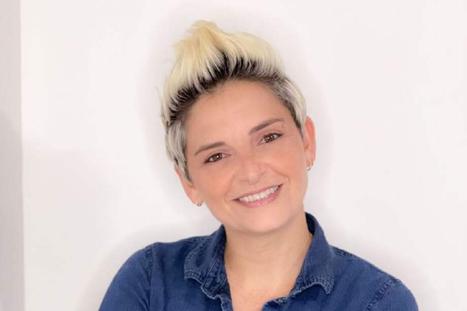 Camila Chaín empezó su carrera en una emisora de vallenato y luego presentó un magazín en vivo en Telecaribe. / Cortesía