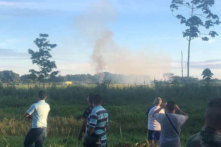 Las aeronaves estaban realizando entrenamiento en la base aérea de Apiay. Hasta el momento hay un soldado fallecido por el hecho.