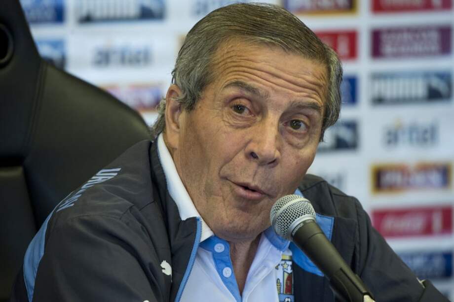 Óscar Washington Tabárez durante la rueda de prensa previo al partido entre Uruguay y Colombia. Foto: AFP