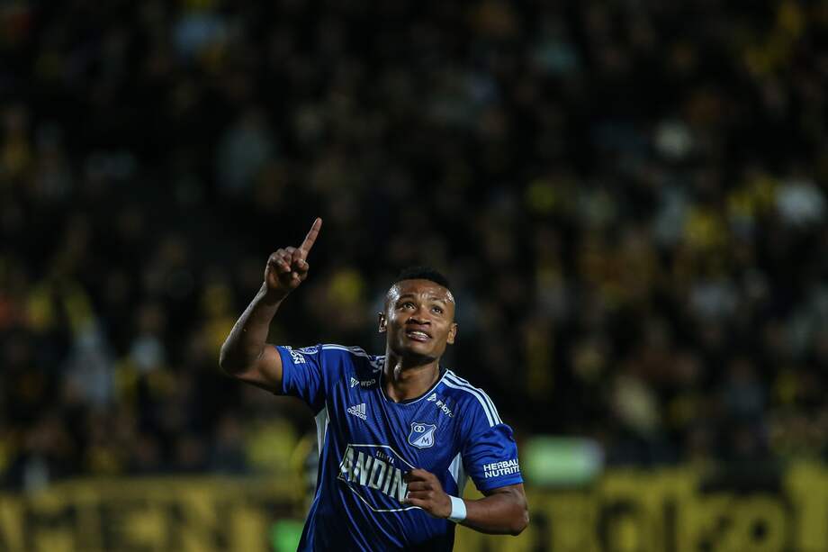 Óscar Cortés anotó uno de los goles de la victoria a Millonarios en el juego ante Peñarol por la fase de grupos de la Copa Sudamericana.