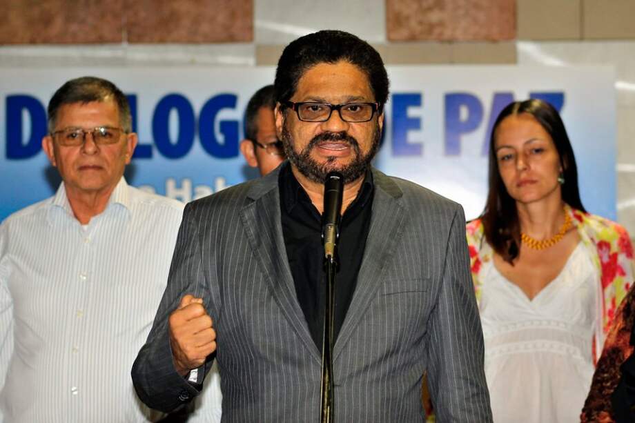 Farc agradecen apoyo de Maduro y harán "lo posible" por sellar la paz en 2013