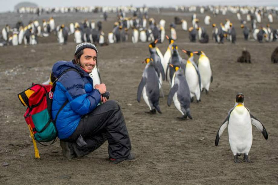 Bark?n Ozdemir de 23 años, se confirió en el viajero turco más joven en visitar los siete continentes. / Agencia Anadolu