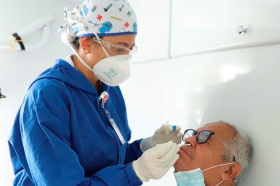 Las personas entre los 65 a 69 años serán vacunadas con cita previa en Cali. - Imagen de referencia