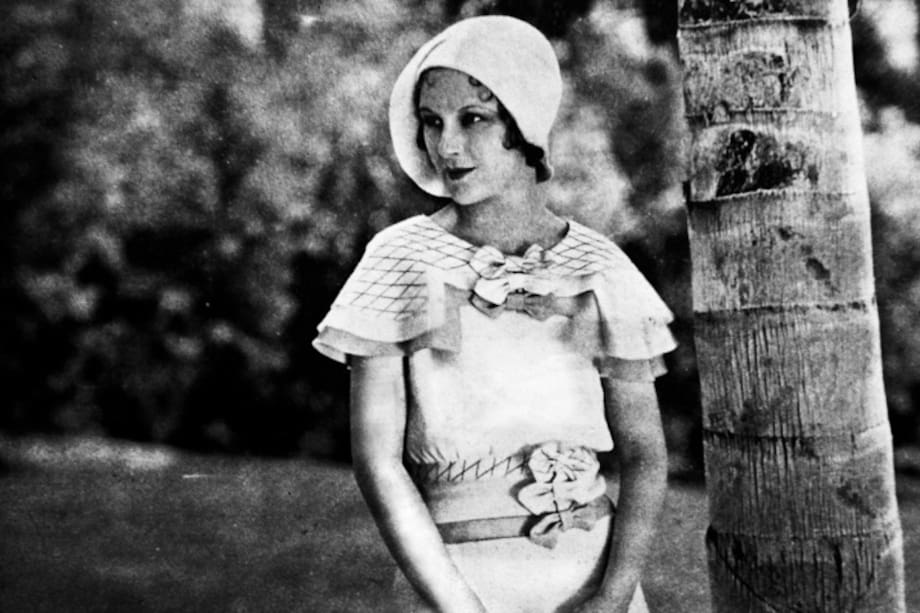 1916 - 1930: Las mujeres que esquivan la mirada