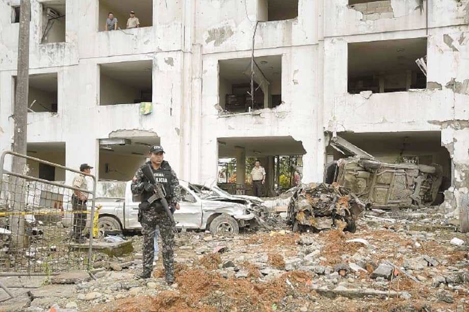 Así quedó la estación de Policía de San Lorenzo, Esmeraldas, tras el ataque del pasado 27 de enero. / AFP