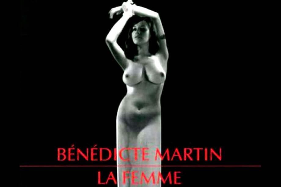 Apple censura la venta de una novela por unos pechos desnudos en portada