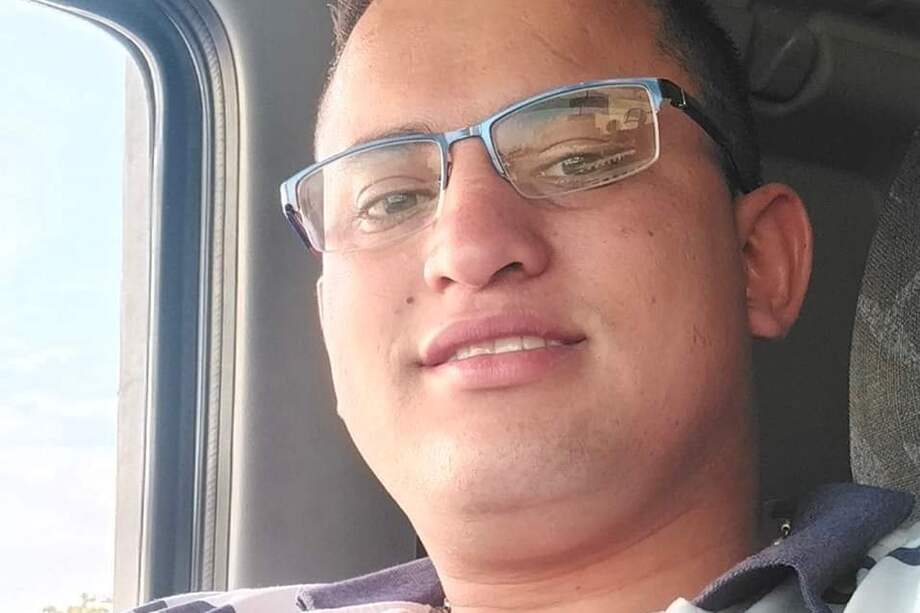 El joven Jesús Martínez estaba de viaje con un amigo, cuando pararon a bañarse en el río Samaná, en el municipio de San Luis (Antioquia).