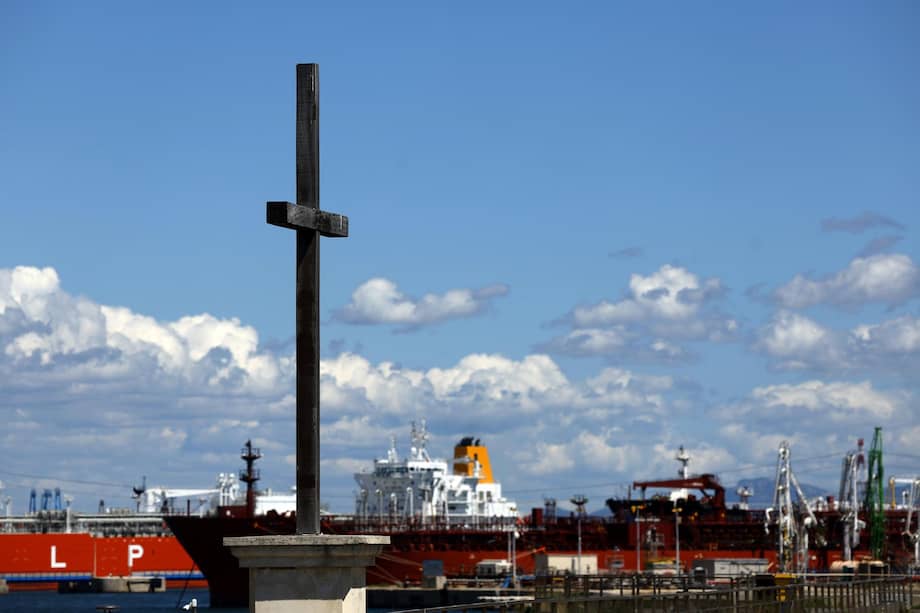 La guerra contra Irán está agotando la reserva mundial de petróleo a un ritmo sin precedentes.