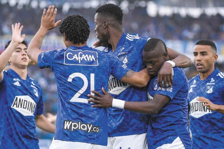 Los jugadores de Millonarios en el Estadio El Campín.