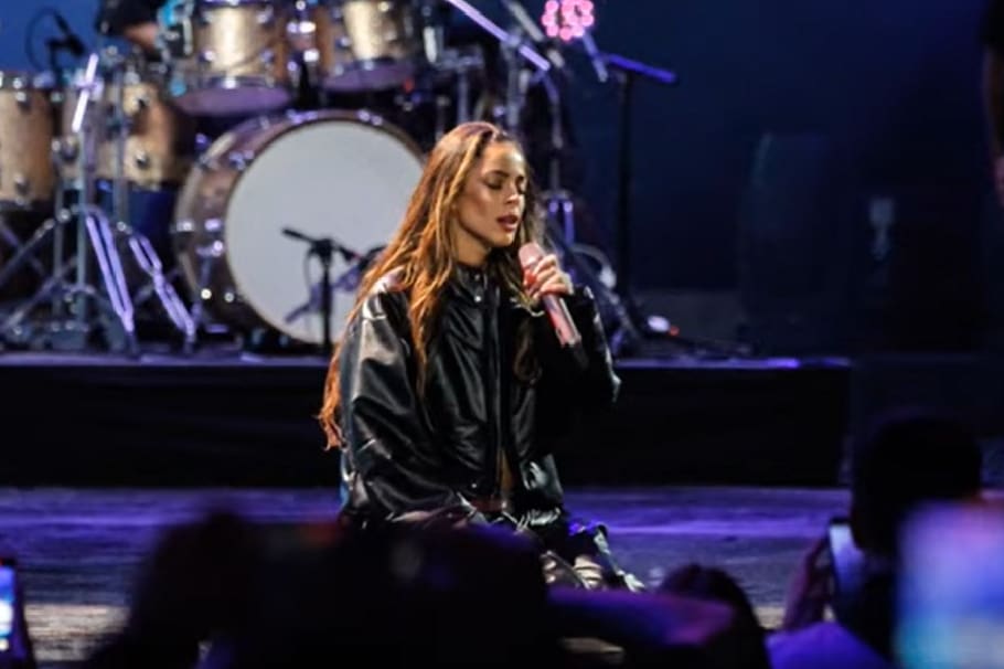 Recientemente, la cantante Tini tuvo un episodio de “ataque de pánico” en pleno escenario, allí confesó su situación actual.