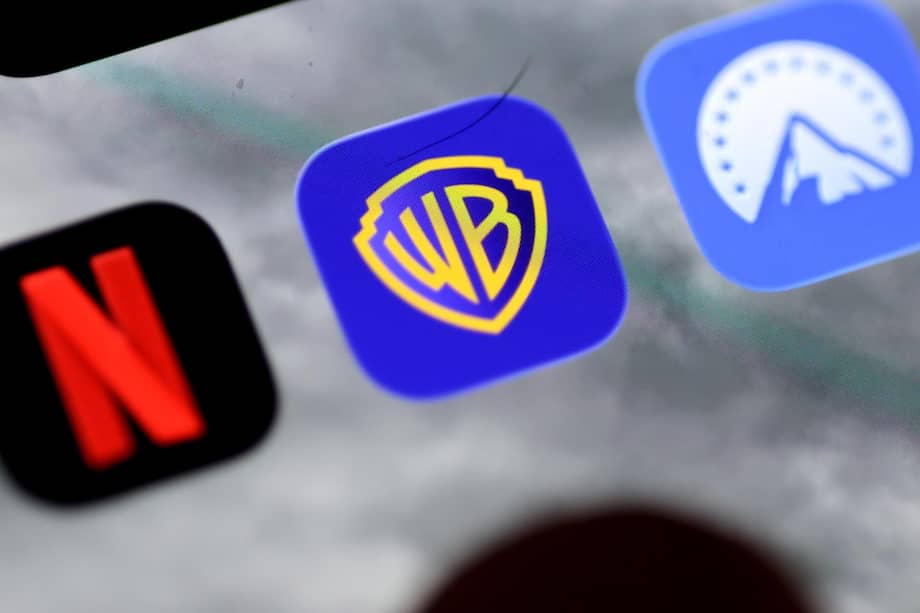 Tras la oferta de USD 82.000 millones de Netflix, ha llegado la siguiente gran oferta por Warner Bros.: Paramount quiere recaudar USD 108.000 millones por la empresa. Ahora podría producirse una costosa guerra de ofertas entre los dos gigantes. (Alemania) EFE/EPA/HANNIBAL HANSCHKE