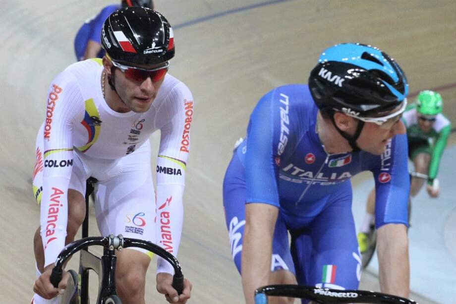 Fernando Gaviria durante la prueba del Ómnium. Foto: FCC