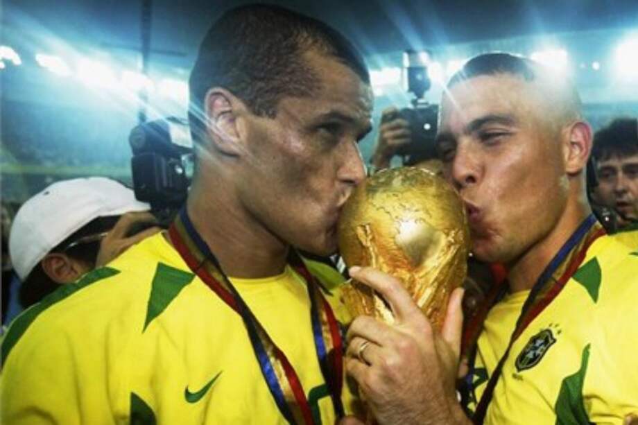 Rivaldo se despide del fútbol